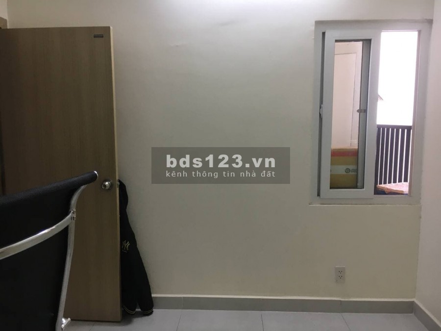 Tìm thêm 1 Nam + 1 Nữ ở ghép chung Cư Bộ Công An 2 PN 2 toilet, tiện ích đủ