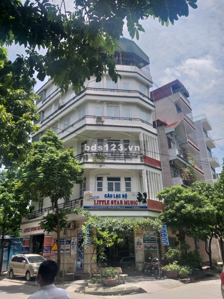 Bán nhà Trần Phú, Hà Đông, dt 33m2, 3 tầng đúc, giá 2.8 tỷ, yên tĩnh sạch sẽ, văn mình, dân trí cao