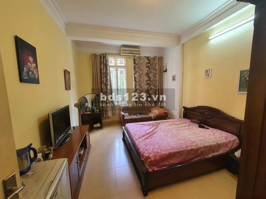 Võ Chí Công, dt 61m2, mt. 7m, khu phân lô trung tâm Bộ Giáo dục. Giá 13 tỷ