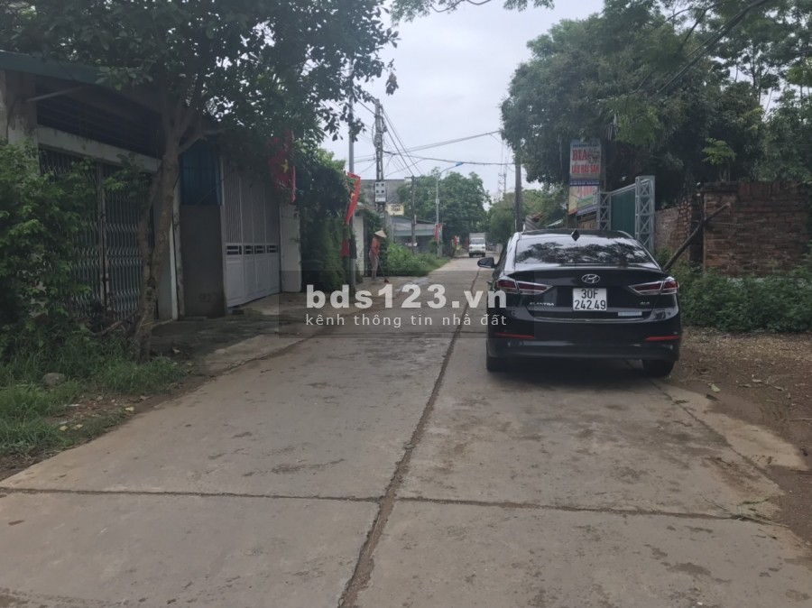 Bán đất chính chủ diện tích 112m2 đất trực chính chợ Triều Đông Cổ Đông, lh 0965528169