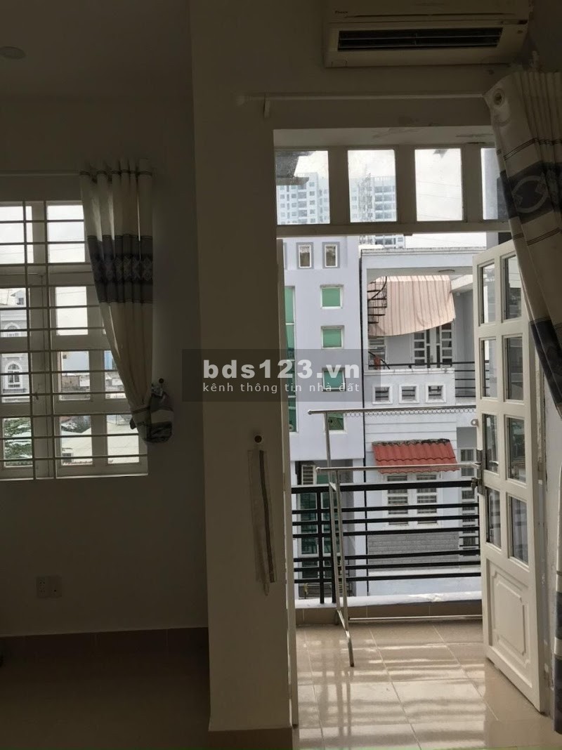 Bán nguyên căn đường Huỳnh Tấn Phát, Quận 7, dt 61m2, 3 tầng giá bán 4.8 tỷ