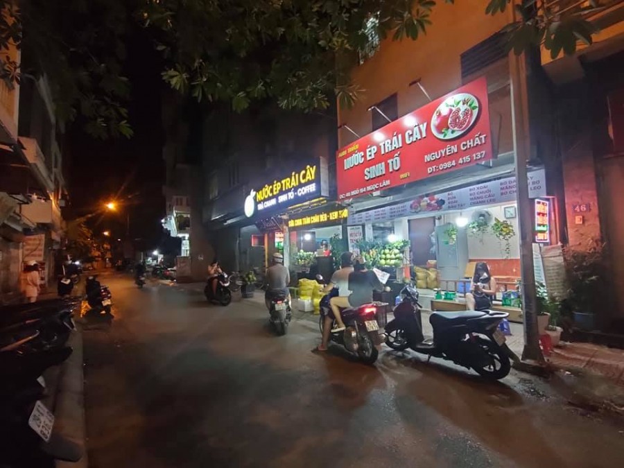Ngọc lâm giá 2.4 tỷ, o tô đỗ cửa, gần phố kinh doanh cho thuê 7 triệu/tháng, lh 0963521933