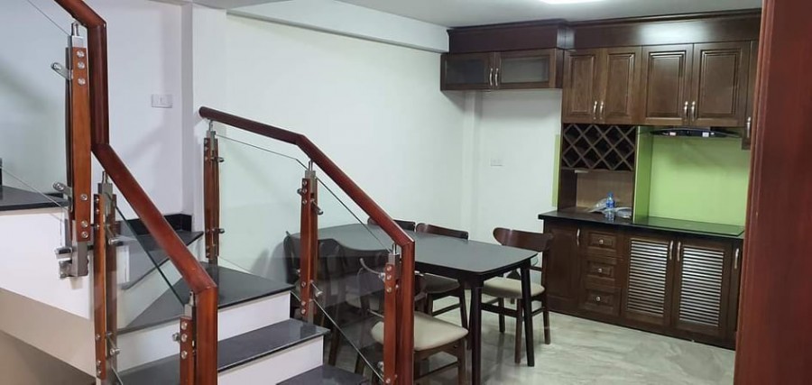 Ngọc lâm giá 2.4 tỷ, o tô đỗ cửa, gần phố kinh doanh cho thuê 7 triệu/tháng, lh 0963521933