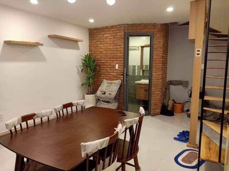 Nhà bán mặt tiền đường Cộng Hoà Quận Tân Bình 5 lầu đúc, giá bán chỉ 15.8 tỷ