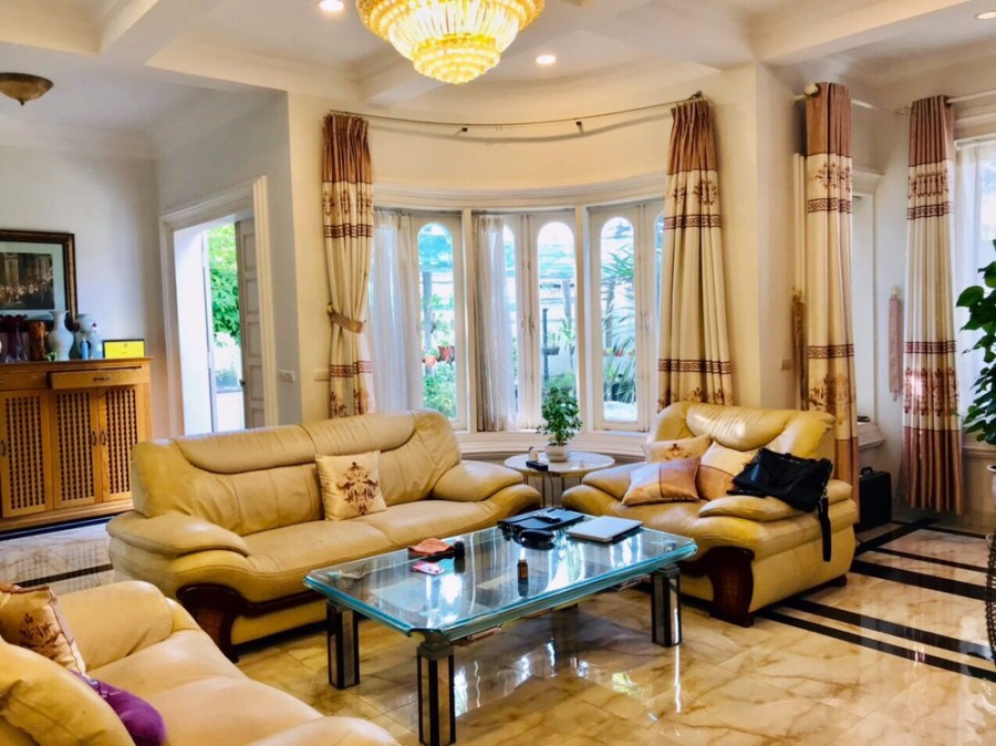 Bán biệt thự phường Bình An, Quận 2, thiết kế 1 trệt, 1 lầu, sân vườn, khu an ninh