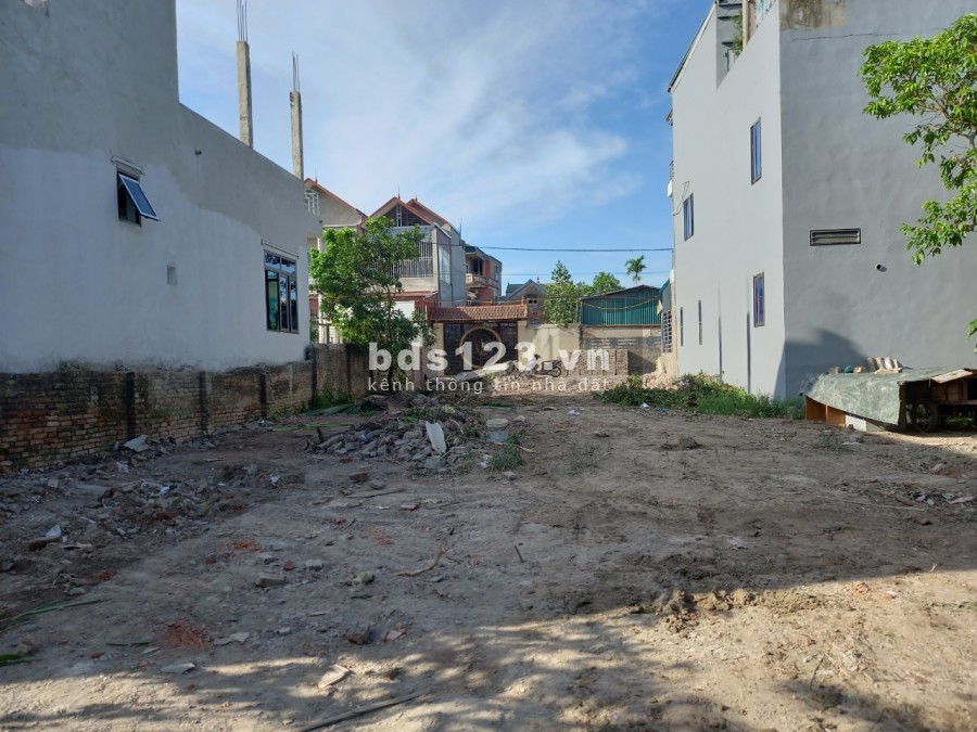 Chính chủ bán đất xã Đỗ Động Thanh Oai Hà Nội, kinh doanh, phân lô, ô tô đỗ cổng, giá 9.5 triệu/m2