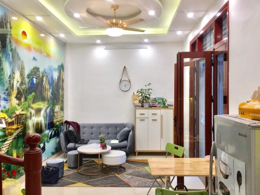 Mặt phố Trung Kính kinh doanh sầm uất vỉa hè 5m dt 65m2, 5 tầng chỉ hơn 15 tỷ