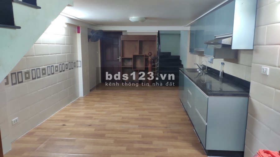 Bán nhà 5 tầng đẹp full đồ ở luôn phố Triều Khúc dt 38m2 giá 3,2 tỷ, lh 0912442669