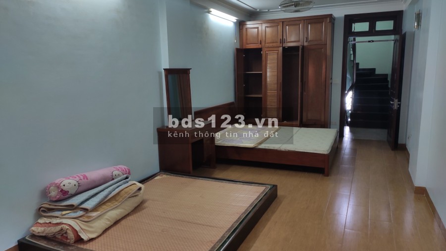 Bán nhà 5 tầng đẹp full đồ ở luôn phố Triều Khúc dt 38m2 giá 3,2 tỷ, lh 0912442669