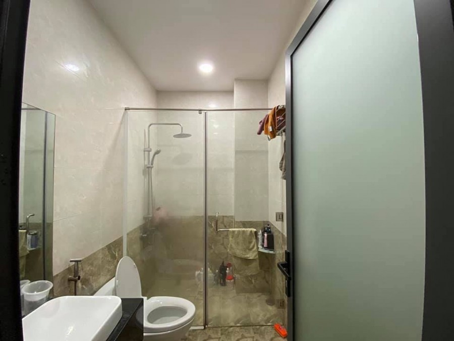 Chủ ngộp giảm 1 tỷ, giá mới 9.5 tỷ, lô góc 5 tầng, dt 87m2, Nguyễn Thái Sơn, Gò Vấp