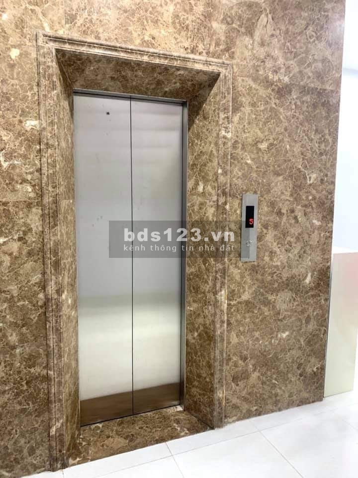 Bán nhà Tây Hồ Lạc Long Quân Văn Phòng giá bán 14.8 tỷ, dt 80m2 vị trí đẹp