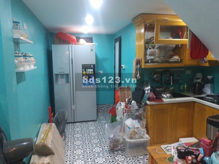 Bán nhà nguyên căn 2 mặt ngõ vị trí trung tâm, đường Tô Hiệu, 3 tầng bê tông