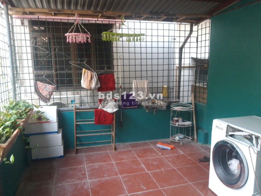 Bán nhà nguyên căn 2 mặt ngõ vị trí trung tâm, đường Tô Hiệu, 3 tầng bê tông