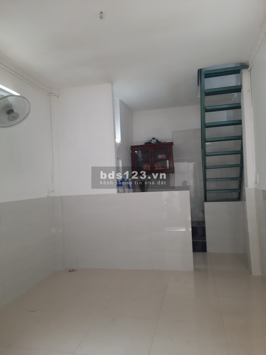 [Bán nhà] Hẻm 305 Lê Văn Quới, Bình Tân, dt 3.7x9m, giá 2 tỷ 369tr, LH 0794722843