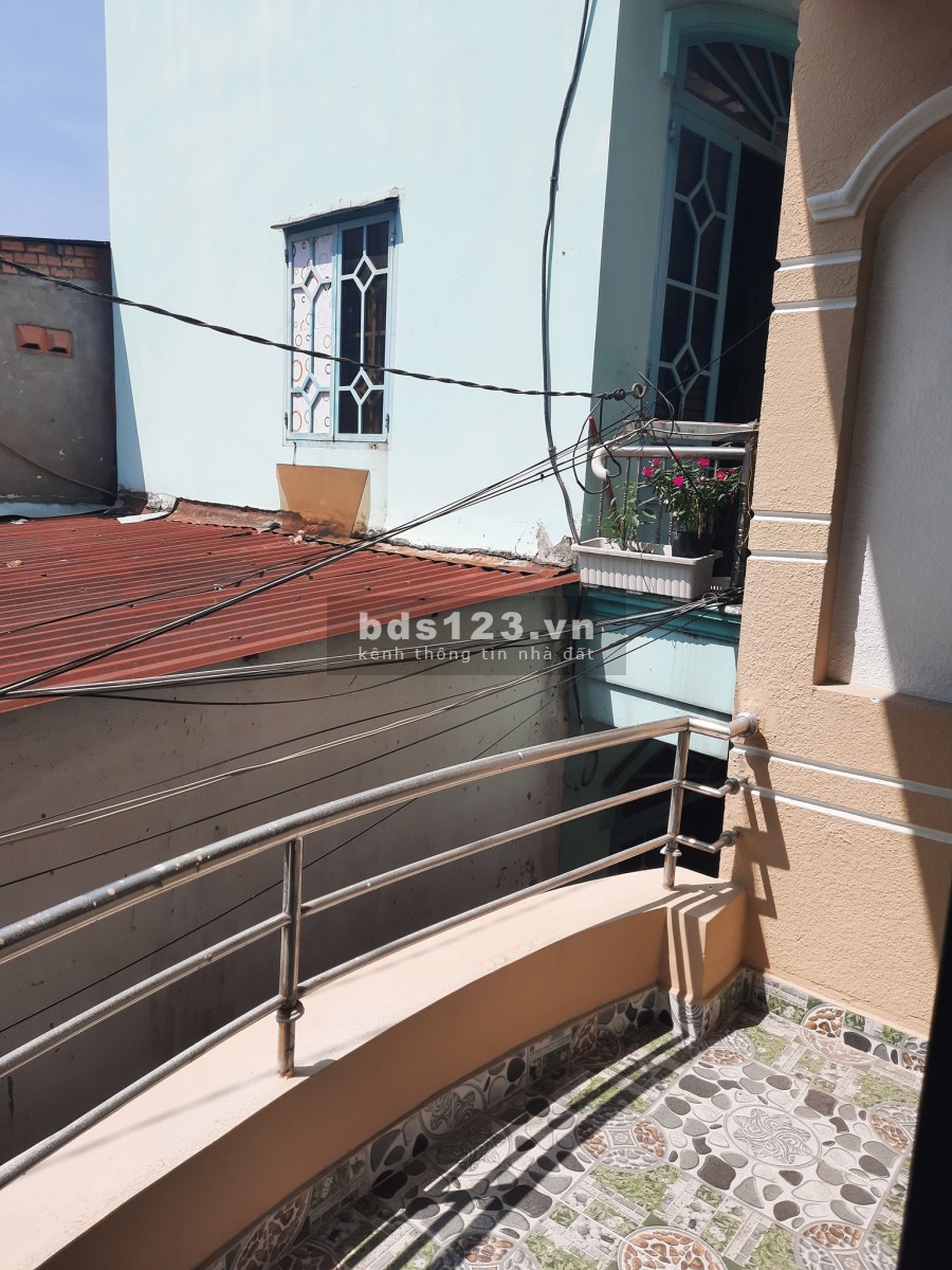 [Bán nhà] Hẻm 305 Lê Văn Quới, Bình Tân, dt 3.7x9m, giá 2 tỷ 369tr, LH 0794722843