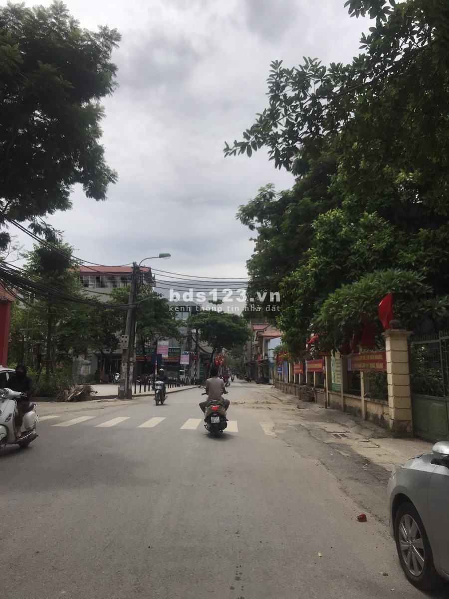 Bán gấp đất Phương Canh vị trí đắc địa diện tích 50m2 giá bán 2.85 tỷ