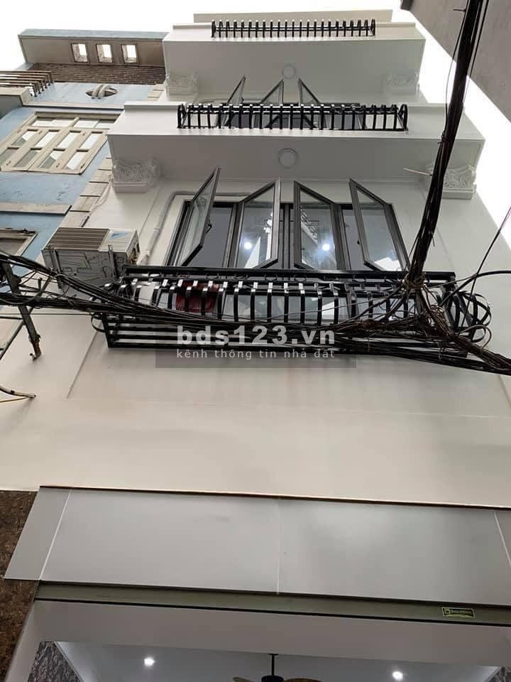 Lô góc ngõ nông đầy đủ công năng, cho thuê phòng giá cao, giá bán 3.2 tỷ, lhcc