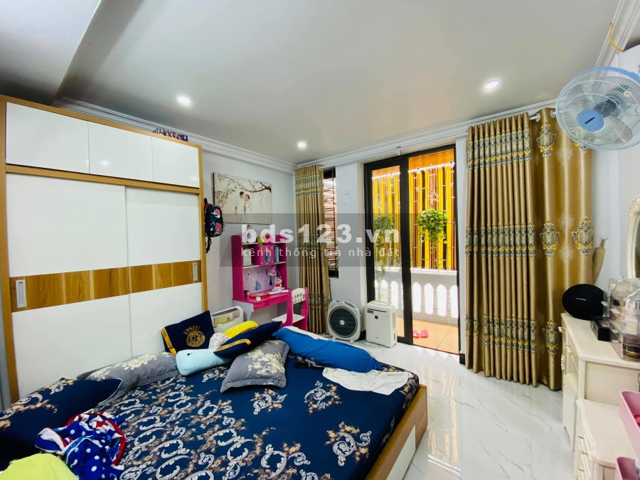 Hoàng Mai- Đền Lừ nhà đẹp chủ tự thiết kế, gần đường ô tô, ngõ nông dt 47m2 nhỉnh 4 tỷ