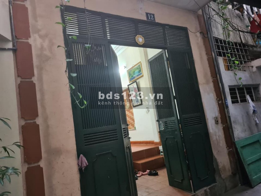 Bán nhà mặt phố Phạm Văn Đòng dt 71m2, mt 7m, nở hậu giá 9.5 tỷ, lh 0974242888