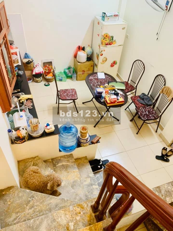 Bán nhà 5 tầng Võ Chí Công ngõ thoáng, cách ô tô dt 70m2, giá bán 3.5 tỷ
