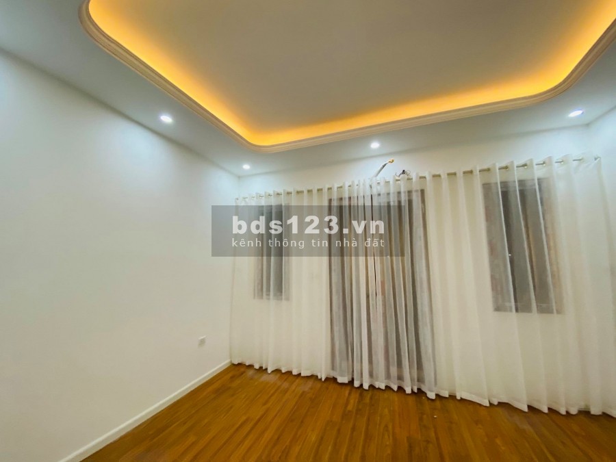 Cực Phẩm Ngọc Thuỵ, thang máy, ô tô vào nhà, kinh doanh, 6 tầng dt 48m2, giá chỉ 7,3 tỷ