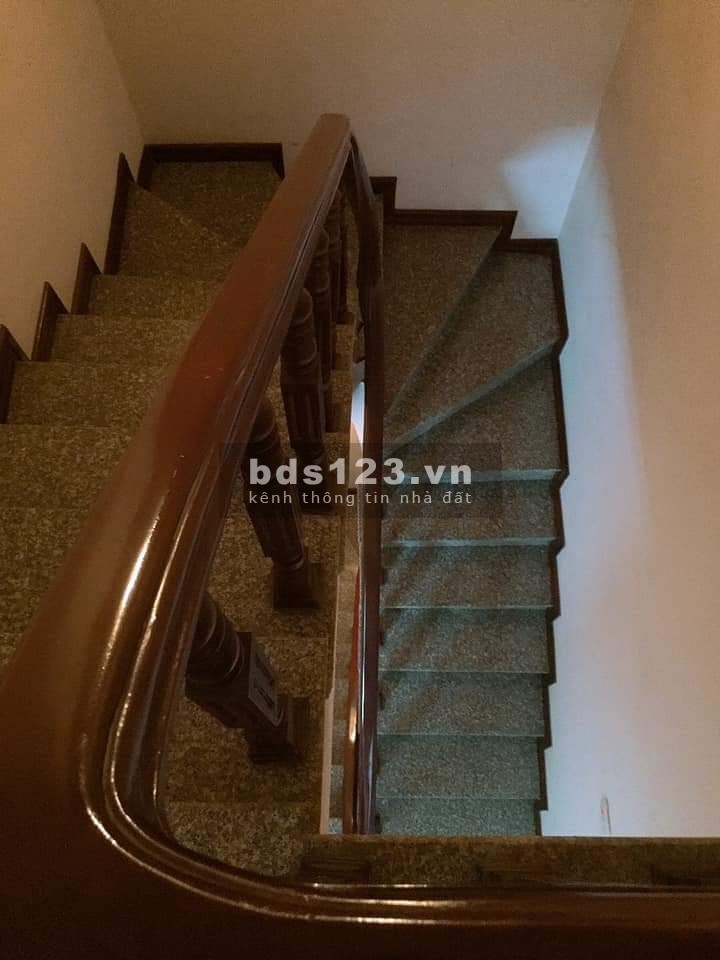 Chỉ 3 tỷ có nhà phố cổ Hà Đông, giao thông nhiều tuyến phố lớn, sổ đỏ vuông vắn
