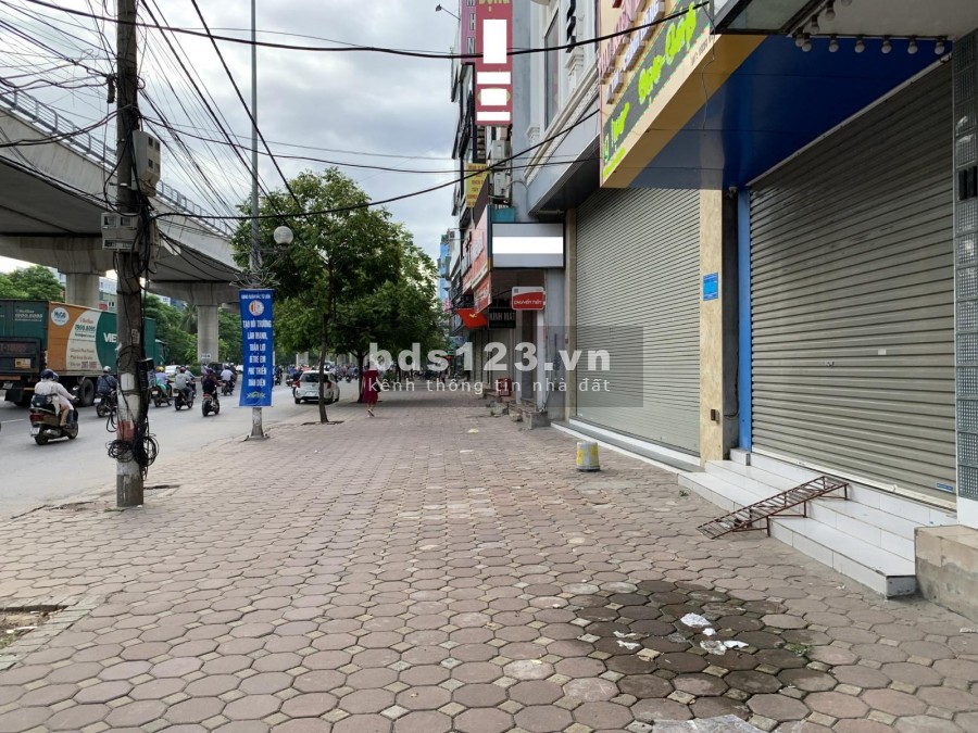 Bán nhà mặt phố, Vỉa hè kinh doanh, Hồ Tùng Mậu, diện tích 48m2, giá 17 tỷ
