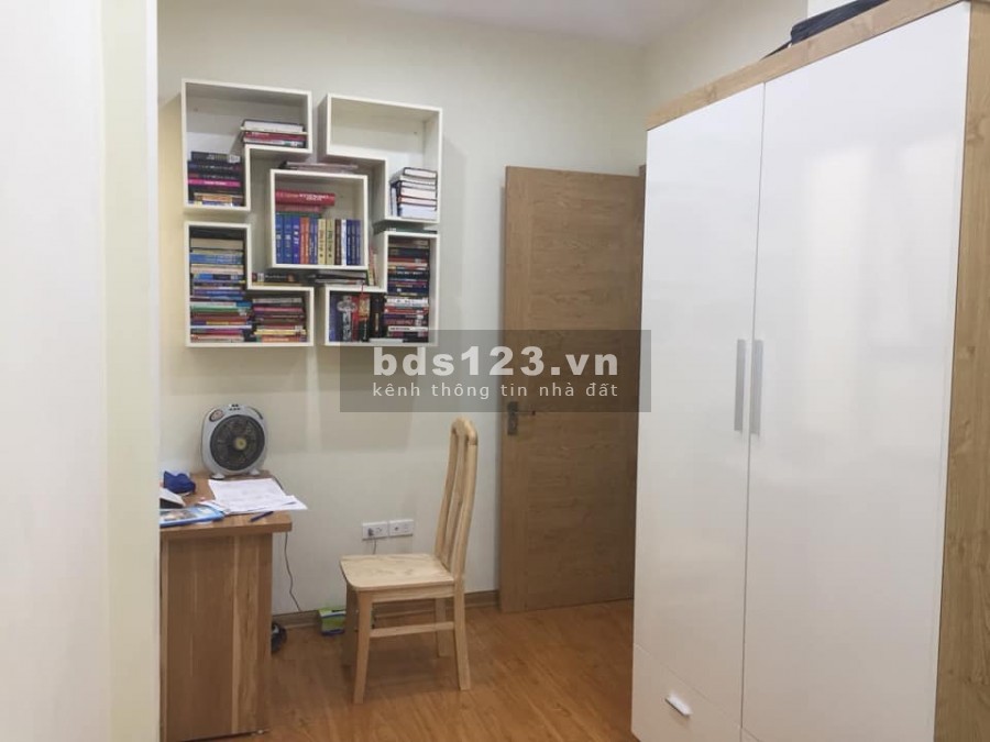Bán nhà đẹp Hào Nam, lô góc, tặng nội thất nhập khẩu, gần phố 67mx 4 tầng giá 6.5 tỷ