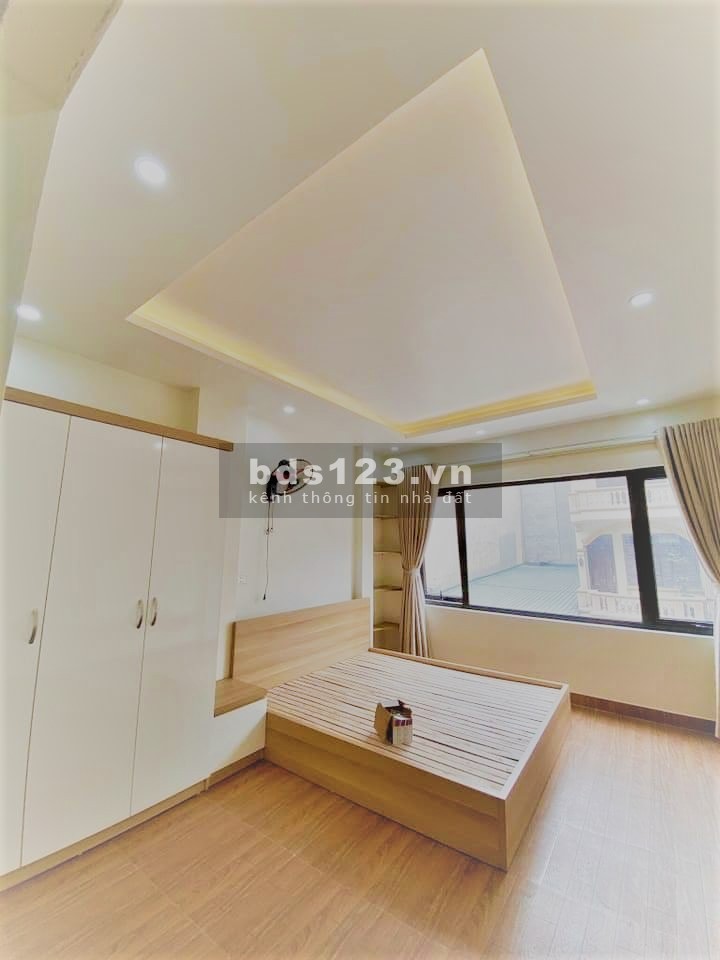 Nhà đẹp như hình, 50mx6T thang máy phố Kim Mã, Ba Đình, gara ô tô thoải mái, chỉ 7 tỷ 5.