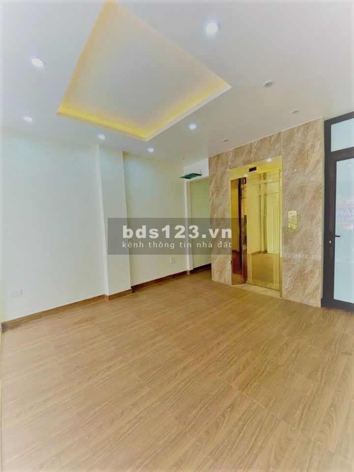 Nhà đẹp như hình, 50mx6T thang máy phố Kim Mã, Ba Đình, gara ô tô thoải mái, chỉ 7 tỷ 5.