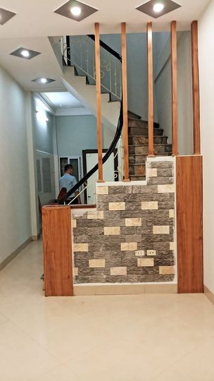 Bán nhà nguyên căn 40m2, trung tâm Đống Đa, giá bán 3.4 tỷ, sổ chính chủ