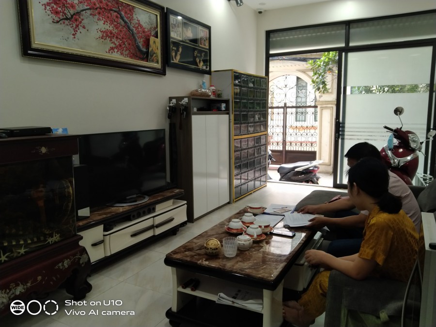 Bán nhà cực đẹp phố Nguyễn Hoàng, 6 tầng, thang máy, ô tô đỗ cửa, Kinh doanh tốt!