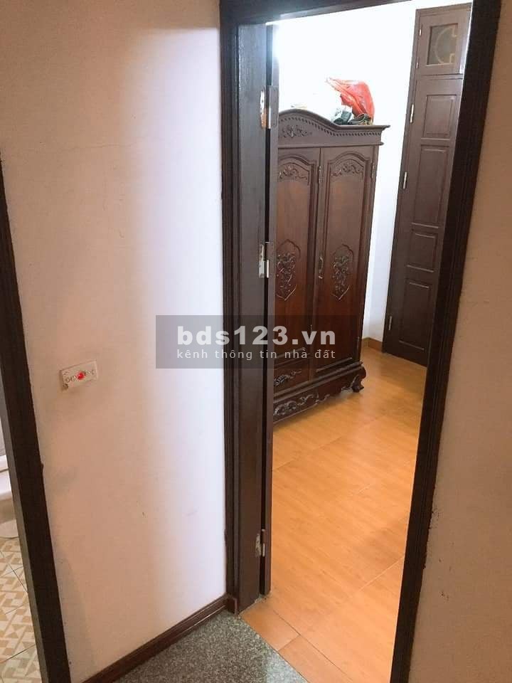 Chỉ 3 tỷ có nhà phố cổ Hà Đông, giao thông nhiều tuyến phố lớn, sổ đỏ vuông vắn