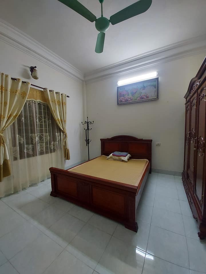 Bán Nhà Lê Trọng Tấn dt 50m2, 5 ô tô tránh, mt 6m, gần phô, lô góc 3 thoáng giá 6 tỷ