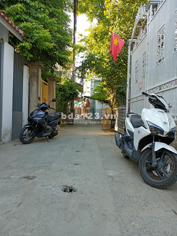 Bán nhà mới đẹp khu Vườn Lài, Tân Phú, giá 6.4 tr, dt 70m2 vuông vức, hẻm xe hơi thông