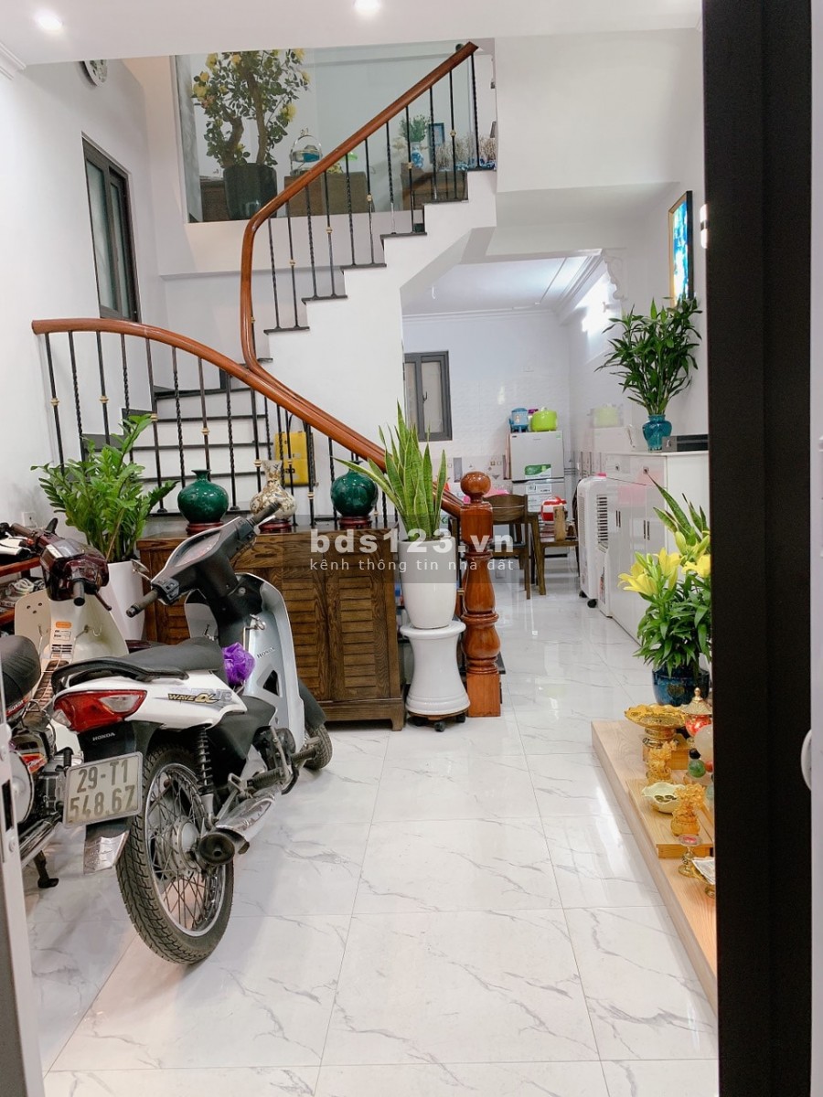 Hoàng Mai- Đền Lừ nhà đẹp chủ tự thiết kế, gần đường ô tô, ngõ nông dt 47m2 nhỉnh 4 tỷ