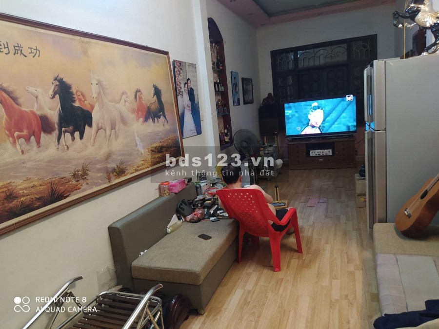 Nhà phân lô đẹp ngõ 5 Trần Vỹ, dt 50m2 4 tầng giá chỉ 6.6 tỷ, LH 0392969999