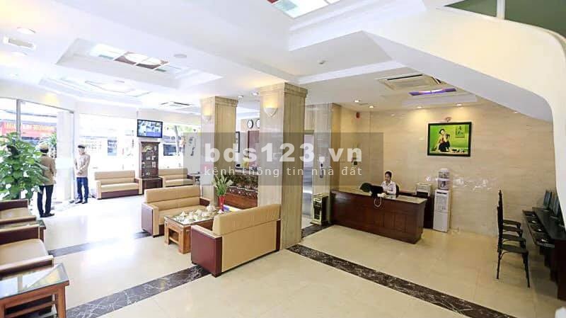 Bán khách sạn 3* lô góc, Khu vực thu hút nhiều khách quốc tế, xây nguy nga nhất khu vực