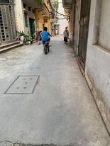 Giá bán 2,75 tỷ nhà đẹp 3 tầng, 30m, đường thông gần hồ, trung tâm Đống Đa