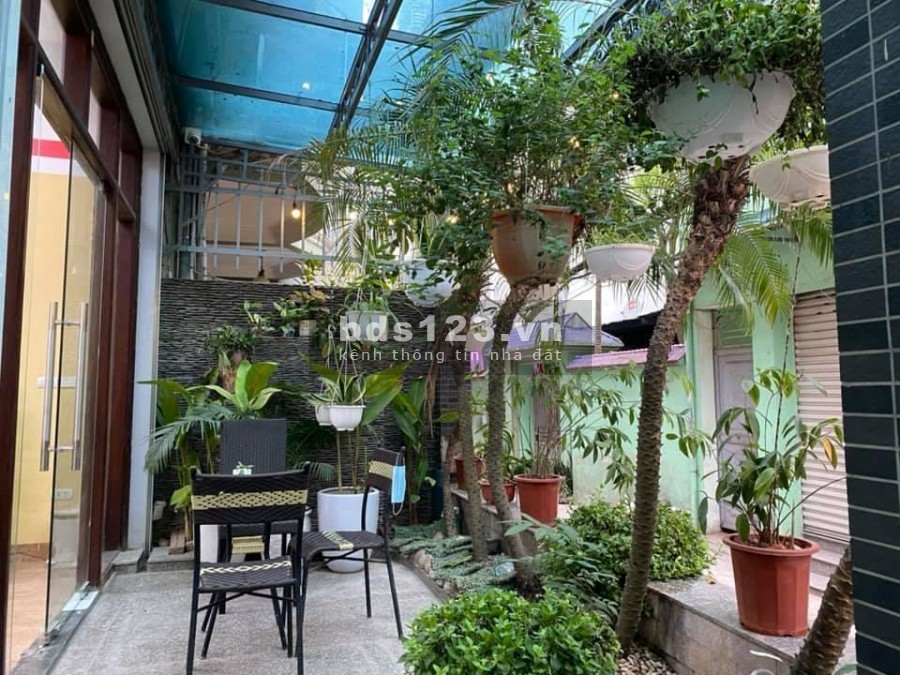 Bán nhà nguyên căn tại Long Biên pháp lí chính chủ, liên hệ 0356679796