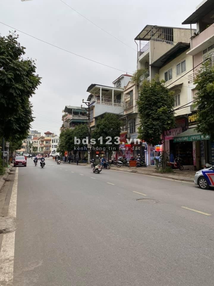 Bán nhà nguyên căn tại Long Biên pháp lí chính chủ, liên hệ 0356679796