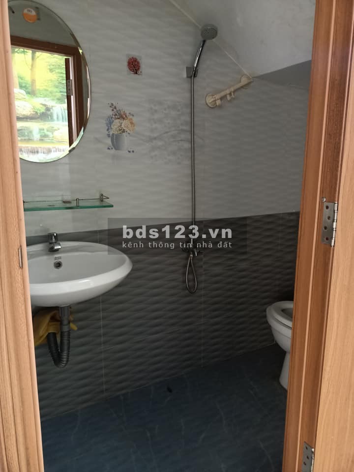 Bán nhà mới đẹp khu Vườn Lài, Tân Phú, giá 6.4 tr, dt 70m2 vuông vức, hẻm xe hơi thông
