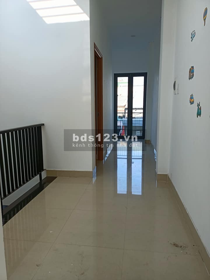 Bán nhà mới đẹp khu Vườn Lài, Tân Phú, giá 6.4 tr, dt 70m2 vuông vức, hẻm xe hơi thông