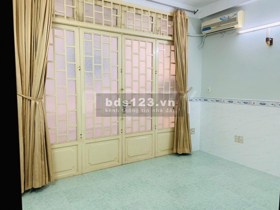 Nhà gần mặt tiền đường Hoàng Sa Quận 3, dt 4x8m, 3PN 3WC, 11 triệu/tháng