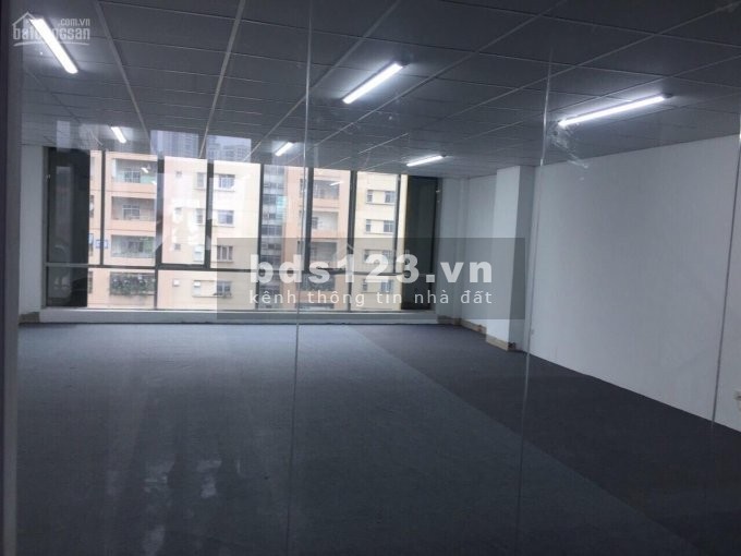 Cho thuê văn phòng chuyên nghiệp 30m2, 45m2, 75m2 giá rẻ mặt phố Quán Thánh, quận Ba Đình, Hà Nội