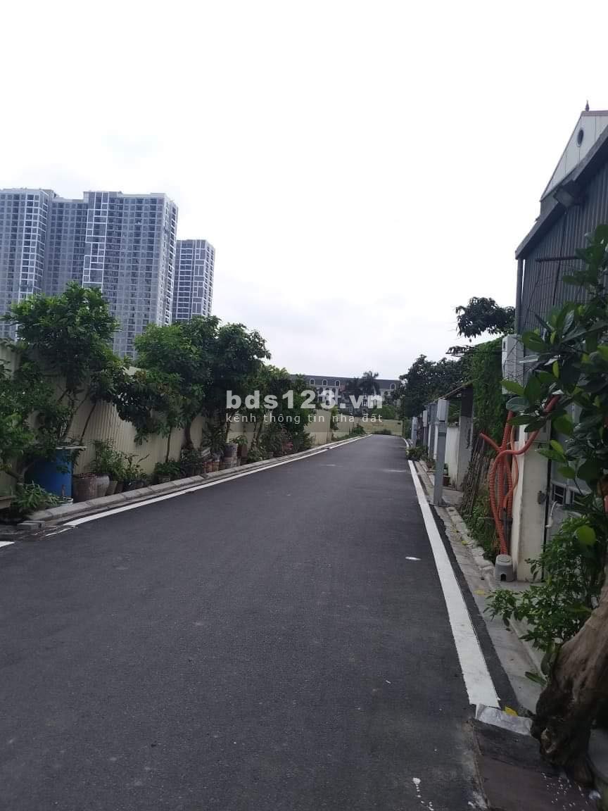 Đất Trâu Quỳ, Gia Lâm dt 52m2 2 mặt thoáng giá đầu tư 37tr/m2. LH 0983253436
