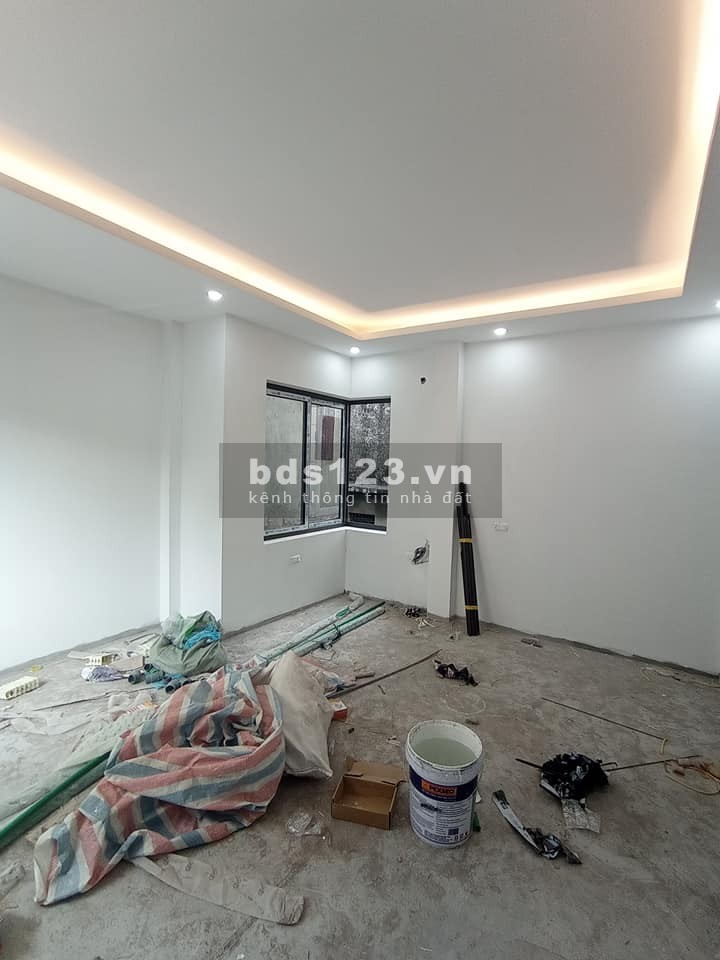 Bán nhà nguyên căn Yên Sở diện tích 38m2, 4 tầng, mt 5m, ngõ rộng giá bán 2.65 tỷ