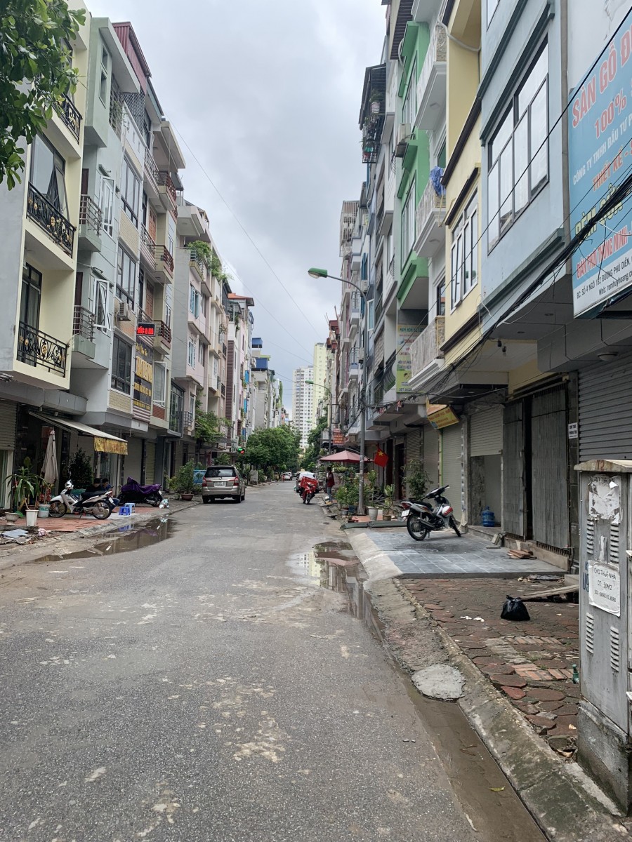 Bán nhà 5 tầng phân lô Phú Diễn ô tô tránh kinh doanh tốt, giá thương lượng