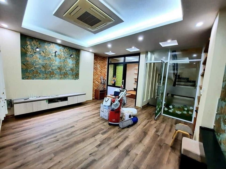 Bán nhà 36m2 chùa Bộc giá 4.7 tỷ, mt 4.5m, 3 pn, 2 mặt thoáng, an sinh đỉnh, 15 ô tô tránh