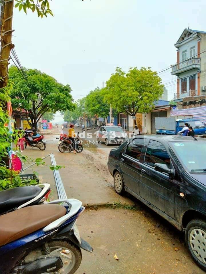 Bán nhà nguyên căn sổ chín chủ 4 tầng, dt 77,4m2, mt 5m dt thực tế hơn 80m